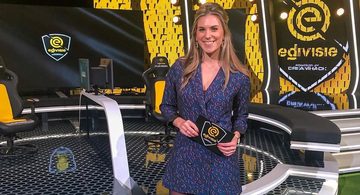 Maddy Janssen PSV TV Presentatrice voetbal