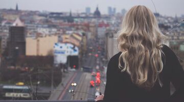 praag city guide man man 2