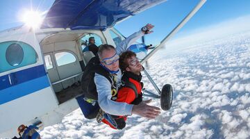 parachutespringen sprong rotterdam zeeland texel