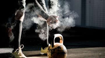 H.I.I.T-kettlebell-manman