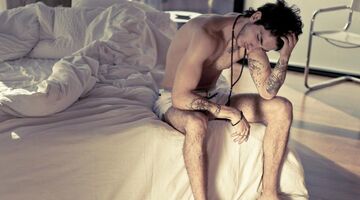 vermoeid wakker worden