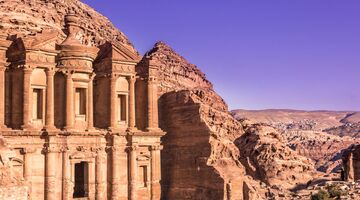 reisinspiratie-petra-jordanië-manman