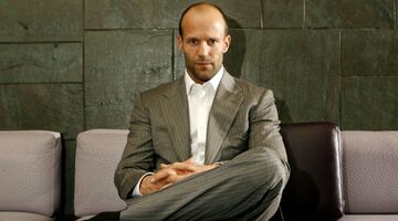 dit is wat je moet weten over een haartransplantatie tijdens vroegtijdige kaalheid MAN-MAN