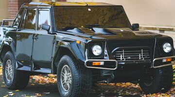 1990 LAMBORGHINI LM002 MAN MAN