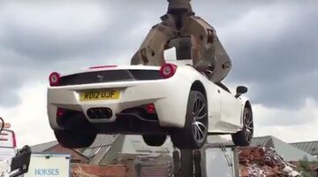 Ferrari gesloopt MAN MAN