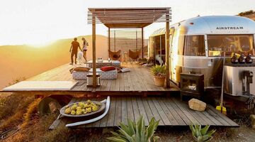 Airbnb Malibu MAN MAN