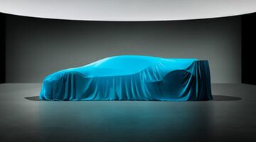 Bugatti Divo hypercar Quail Show MAN MAN