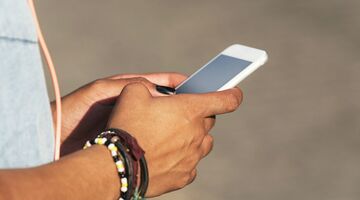 Youtube afspelen achtergrond MAN MAN