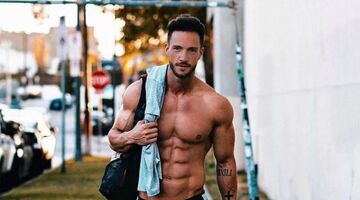 Fitness naar lichaamsbouw MAN MAN