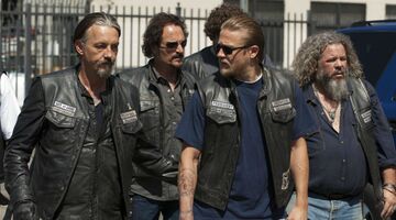 series netflix verlengd MAN MAN