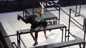 World Chase Tag tikkertje MAN MAN