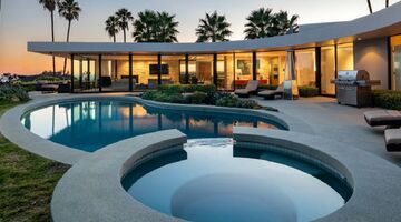 Elon Musk villa MAN MAN