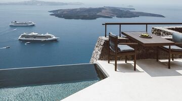 luxe villa santorini MAN MAN