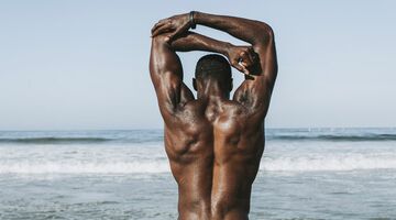 V-shape: met deze oefeningen krijg je de gespierde rug MAN MAN