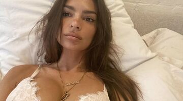 Emily Ratajkowski TikTok