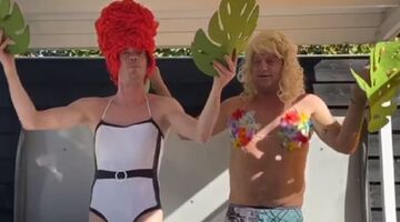 Pascal speelt Efteling na