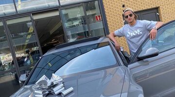 Mohamed Ihattaren auto PSV