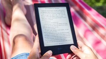 e-reader lezen thuis digitaal goedkoop