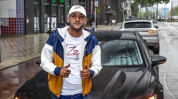 Hakim Ziyech koopt nieuwe auto Audi RS6
