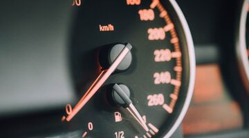 hoe ver rijden met lege tank