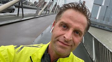 salaris Hugo de Jonge