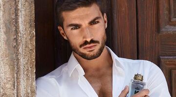 welke plekken parfum spuiten waar