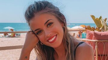 Verlangt die vrouw naar mijn aandacht_