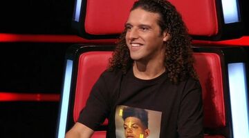 ali b salaris the voice