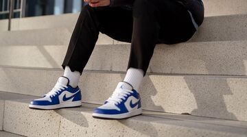 kreukels uit leren schoenen