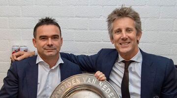 Salaris Edwin van der Sar Marc Overmars Ajax