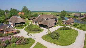 Luxe woonboerderij te koop Giethoorn