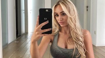 Amy Sonck Instagram bikini