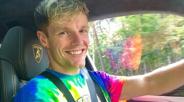 Enzo Knol auto nieuwe kleur