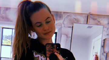 Vriendin maroon 5 Adam Levine