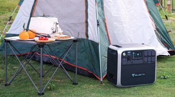 bluetti power station camping (1)