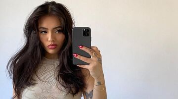 Vriendin Yung Felix Widya Soraya