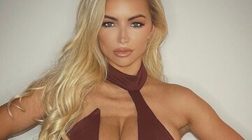 lindsey pelas kalender