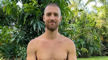 man laat zien wat touwtjespringen met je doet