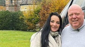 peter gillis wil standbeeld van zichzelf