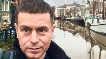 Toerist uit Oekraïne geniet van 'Amsterdam' maar weet niet dat hij zich ergens anders bevindt