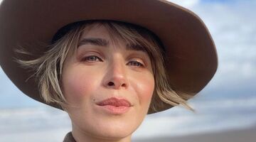 Victoria Koblenko showt met vakantiefoto's dat ze nog altijd een super strak lichaam heeft