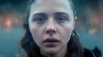 mother android netflix thriller