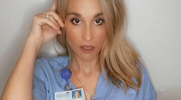 Allie Rae onlyfans verpleegster