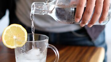 Flessenwater en kraanwater gezonder