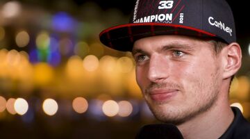 waarom max verstappen startnummer 33
