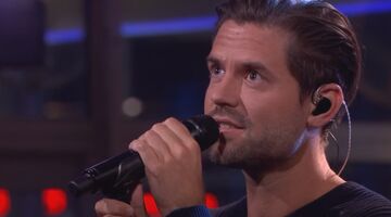 hoeveel verdienen nick en simon met optreden salaris