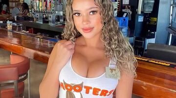 salaris serveersters hooters hoeveel verdienen