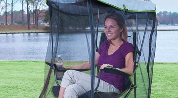 stoelen tegen insecten