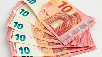 wat is het gemiddelde netto-jaarsalaris per leeftijdsgroep nederland