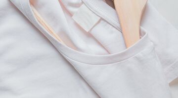 hoe snel en strak t-shirt opvouwen truc lifehack techniek